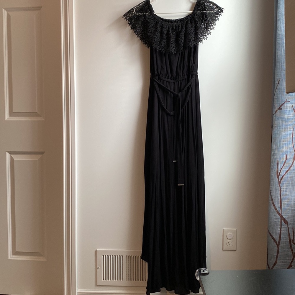 Apt 9 Black High Low dress with lace collar - small